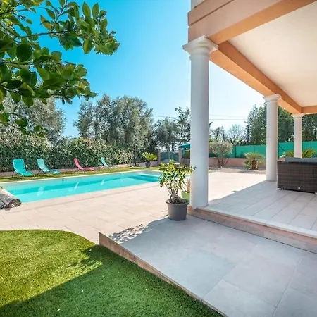 Moderne Avec Piscine, Proche Villa Villeneuve-Loubet