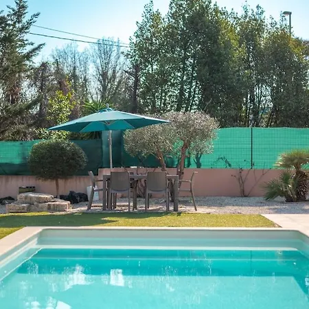 Villa Moderne Avec Piscine, Proche Villeneuve-Loubet